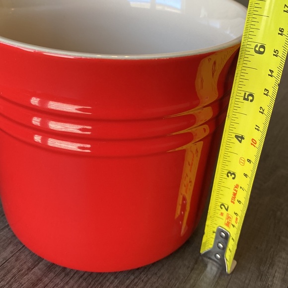 LE CREUSET| stoneware utensil crock - Picture 7 of 7